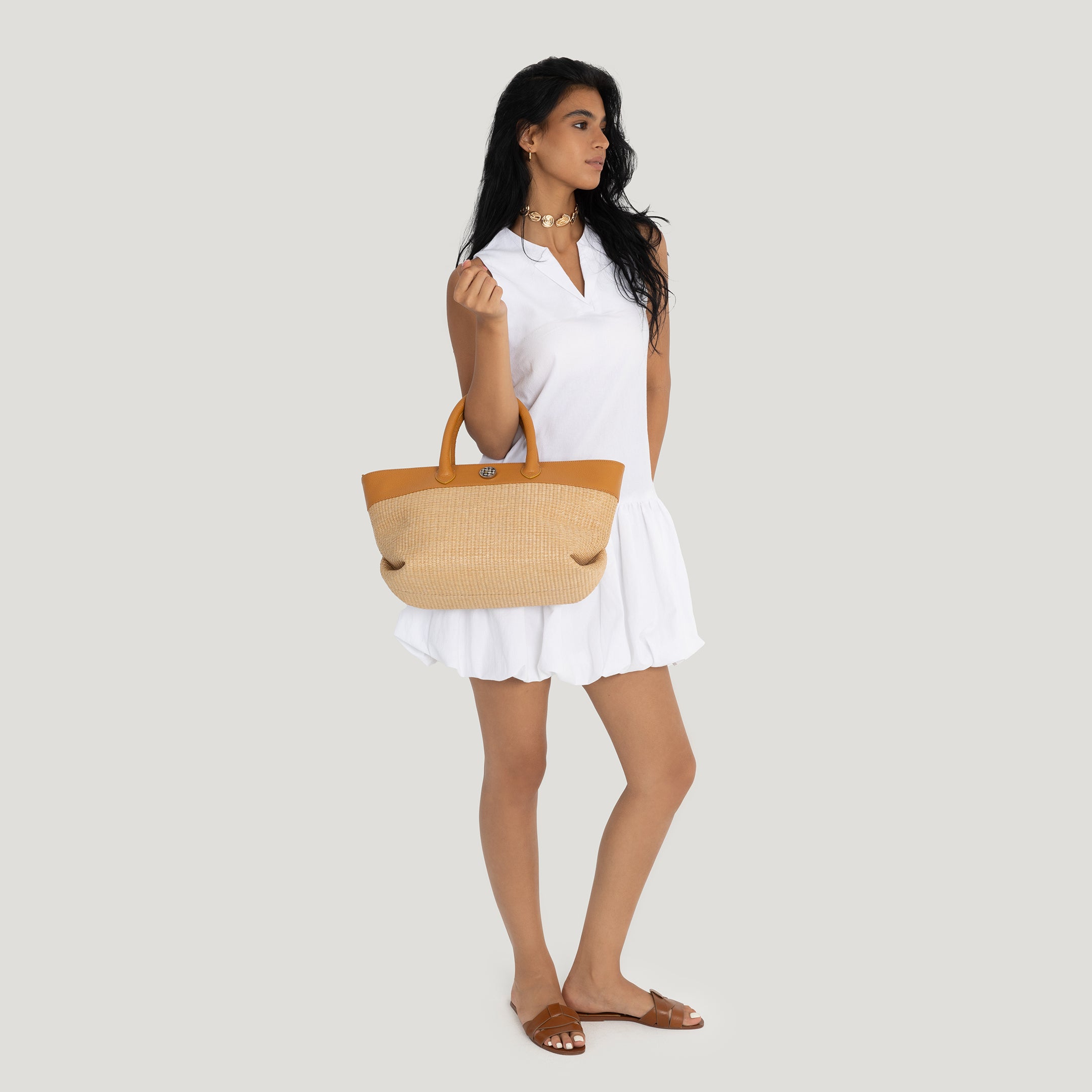 Mini Flouka in Raffia