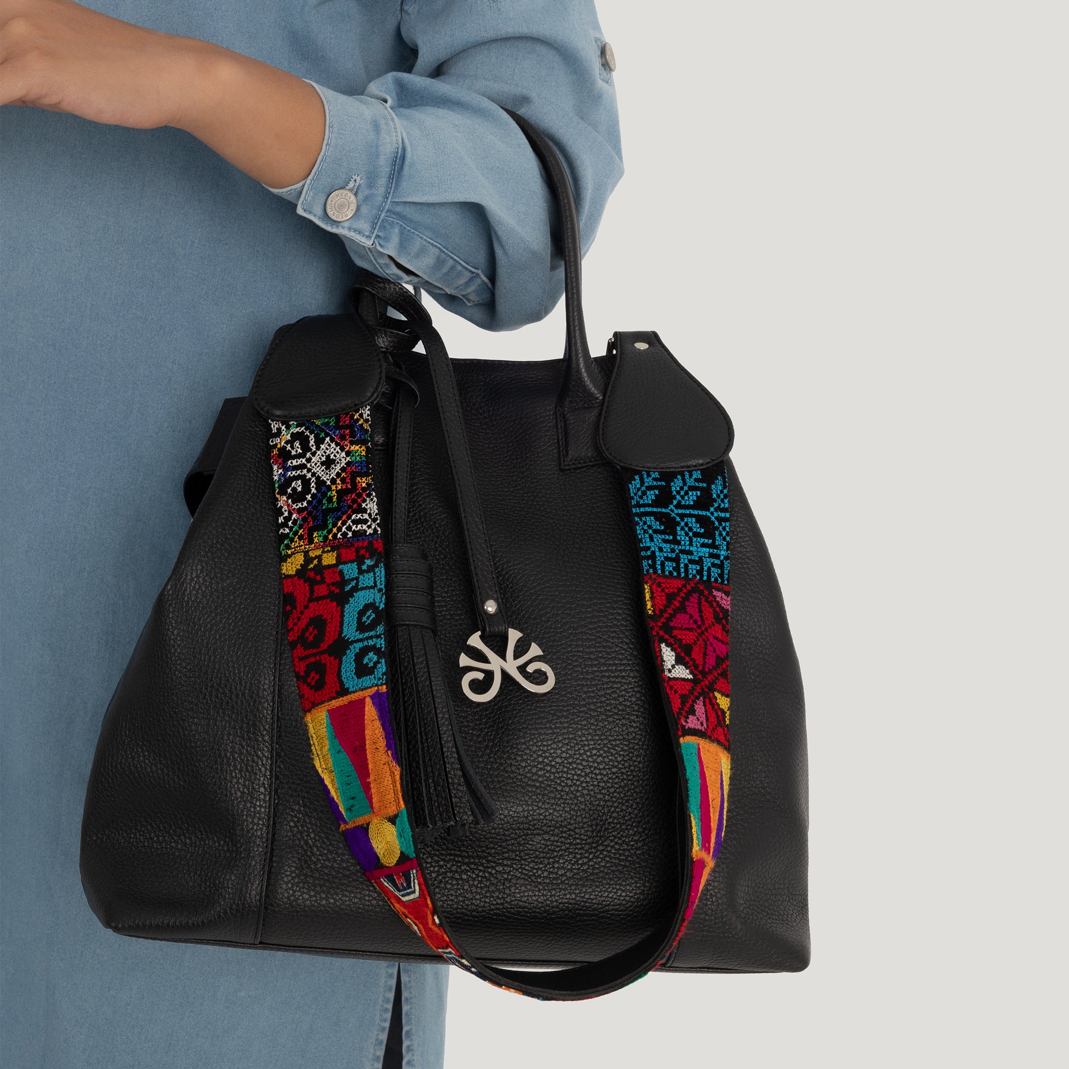 Carreta Handbag
