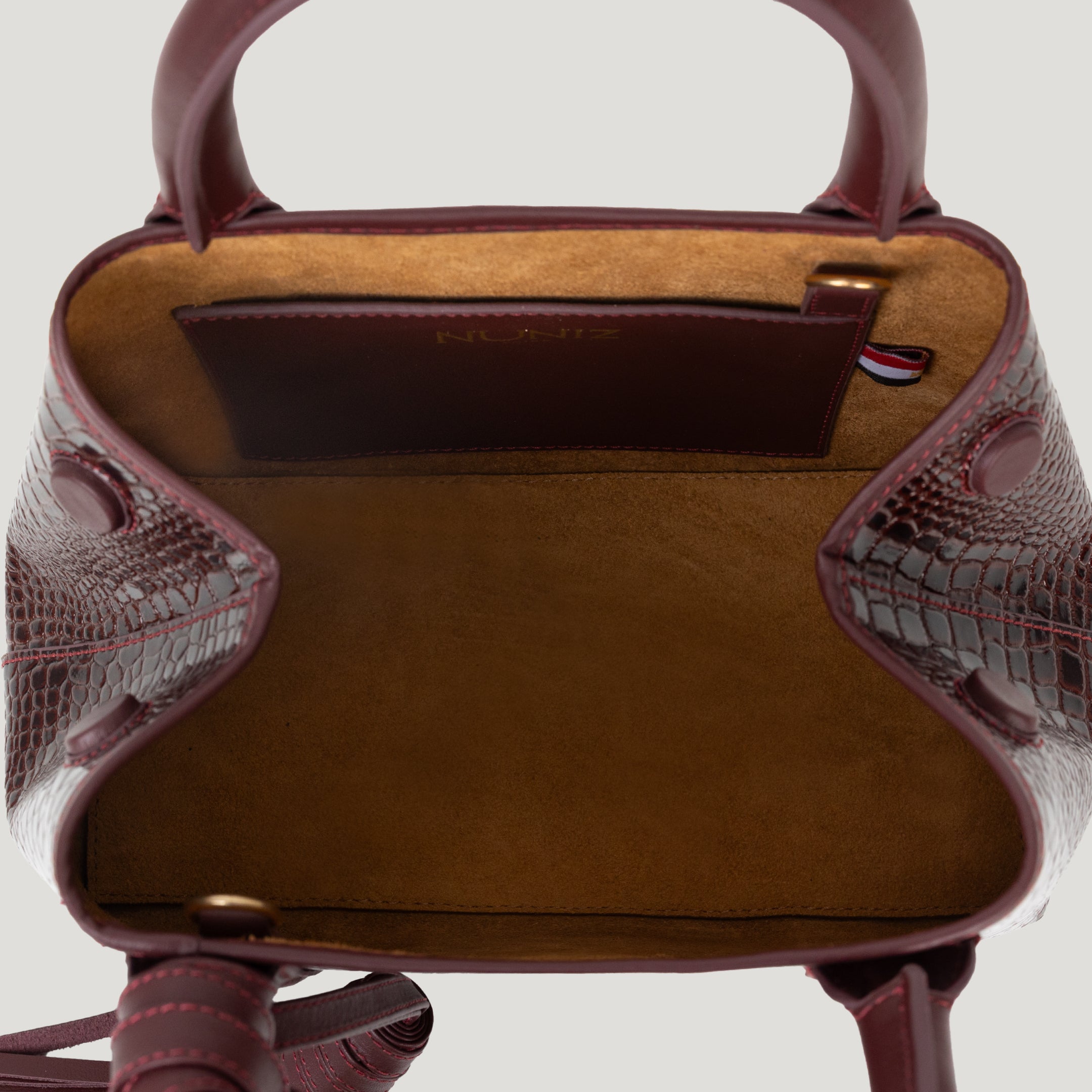 Downtown Half Day in Crocodile