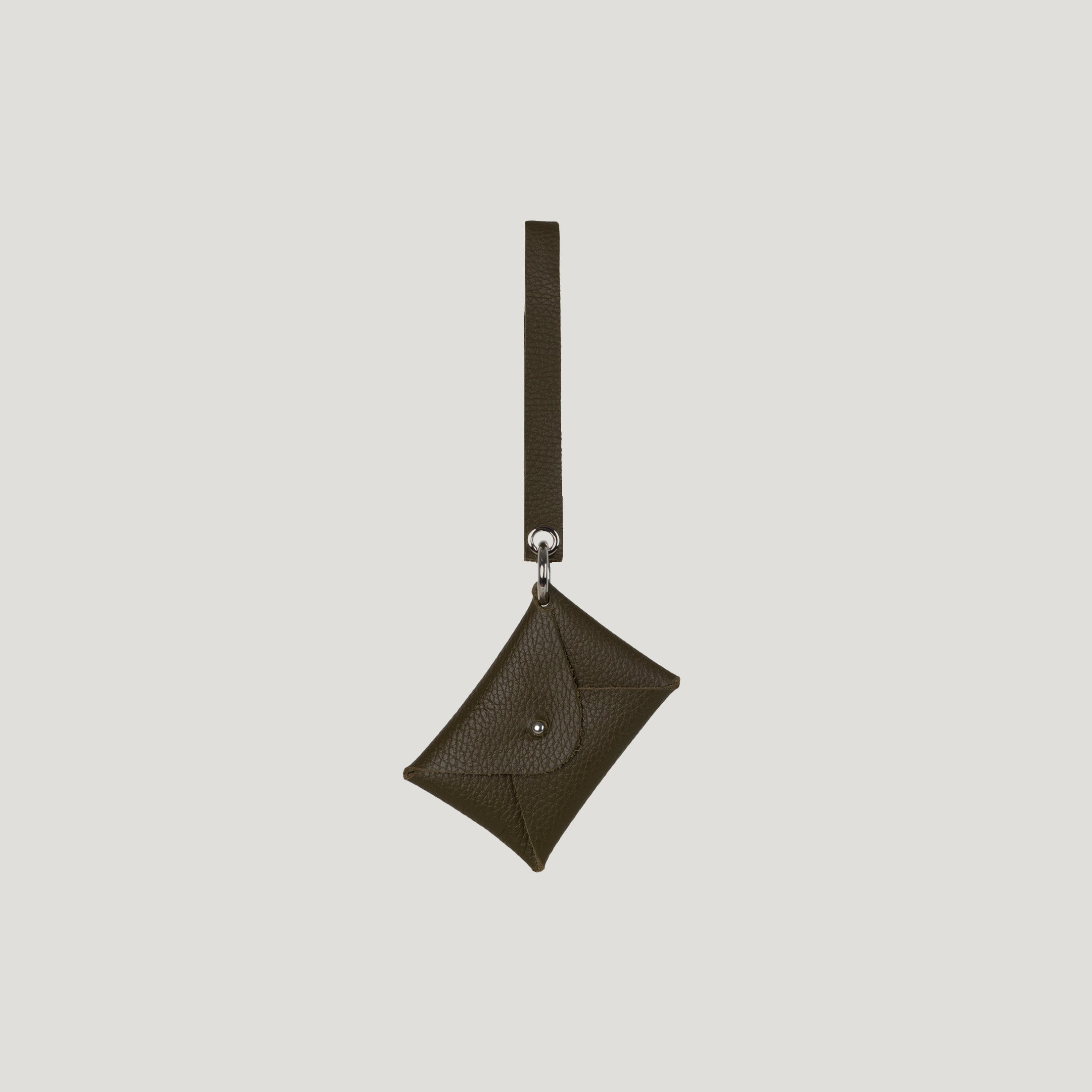 Nuniz Pouch Charm