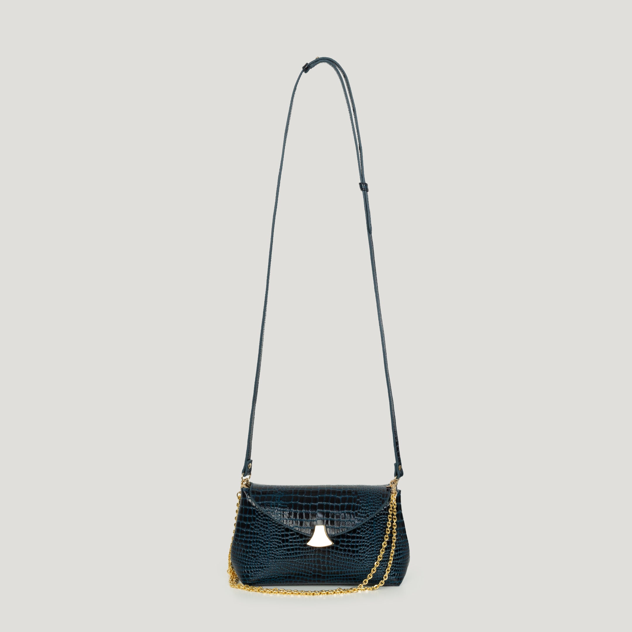 Zat in Crocodile