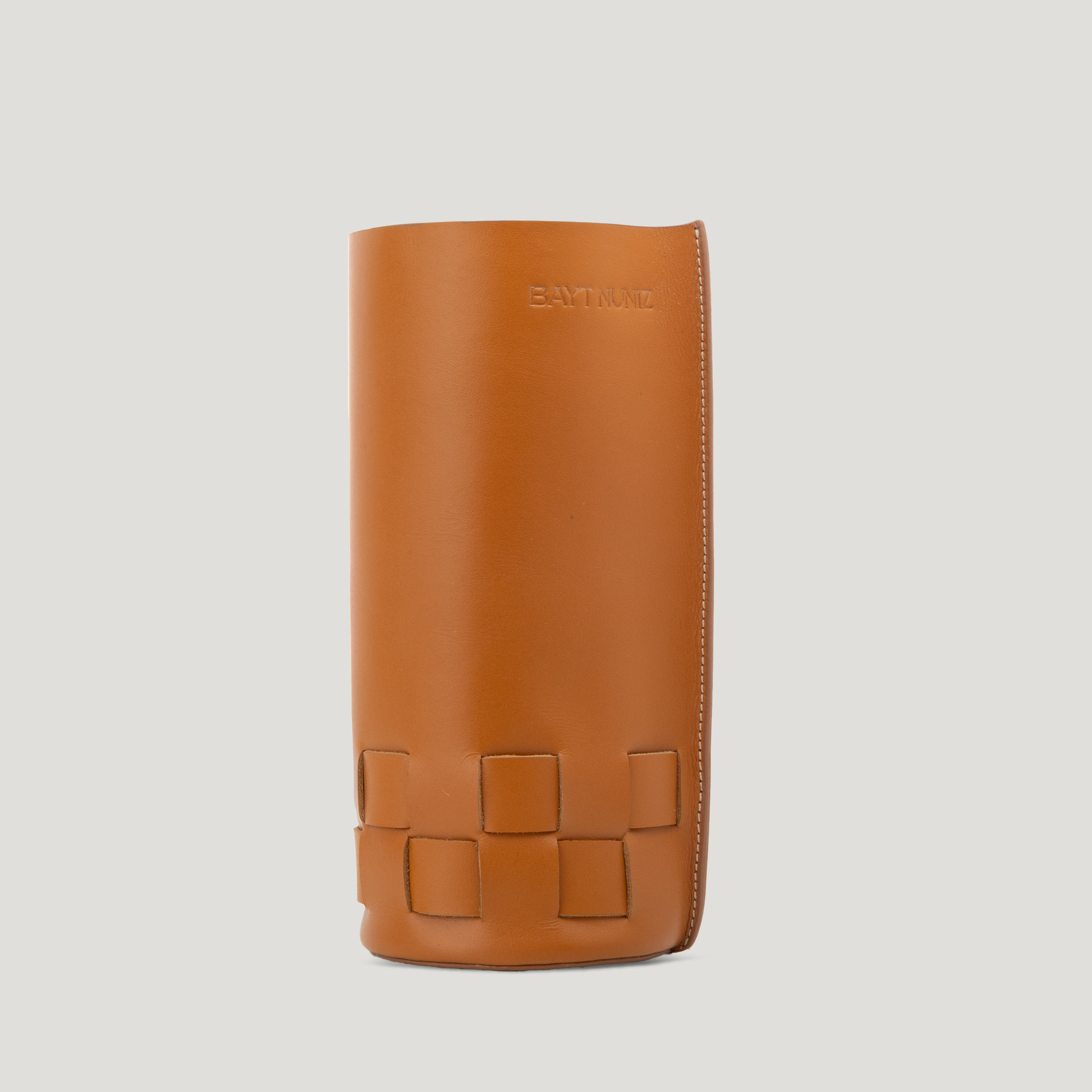 Woven bottle holder