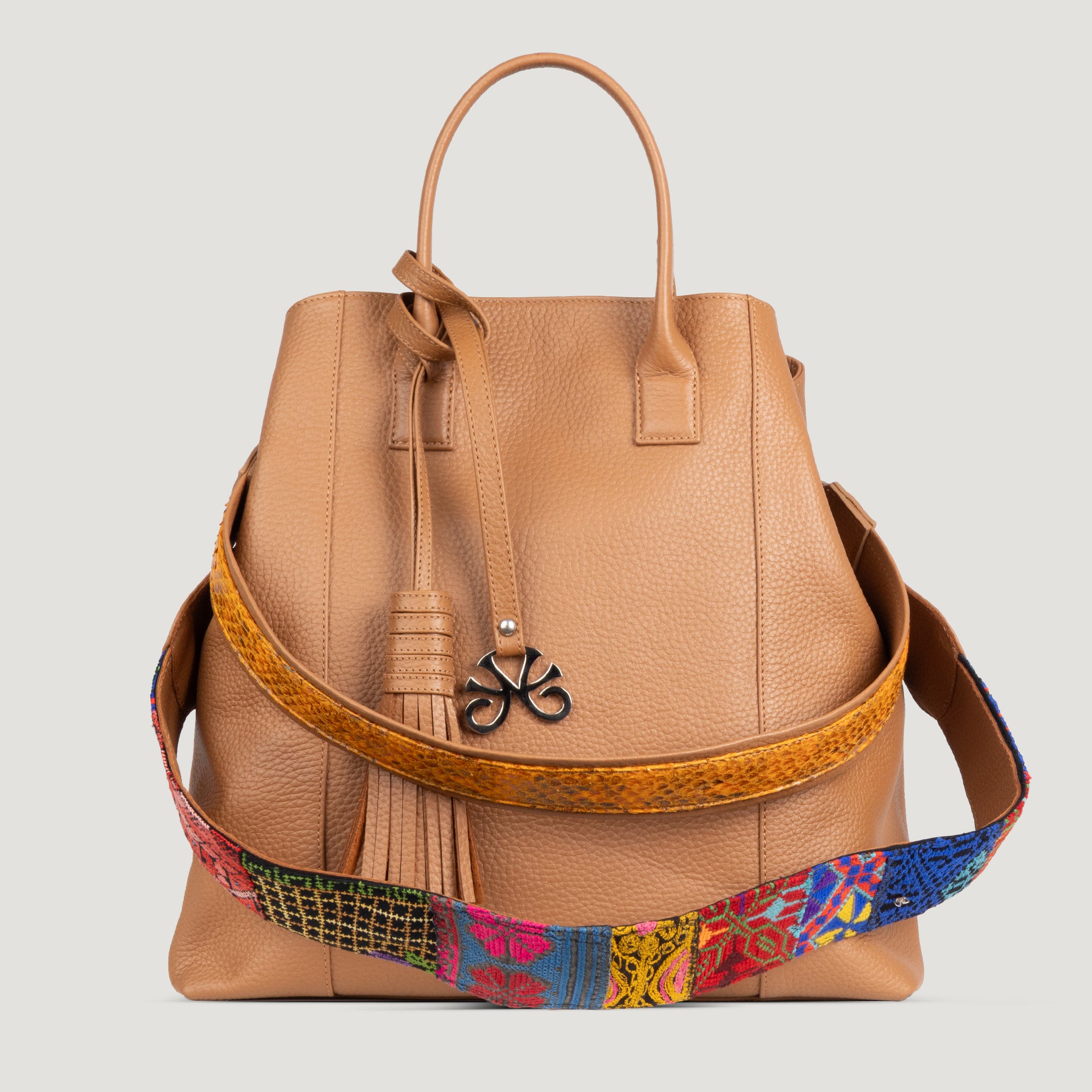 Carreta Handbag