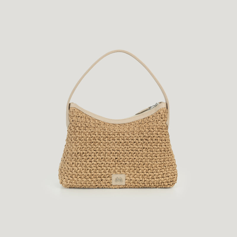 Tamra in Raffia