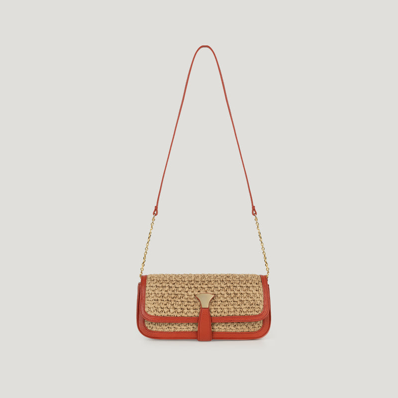 Shamandoura in Raffia