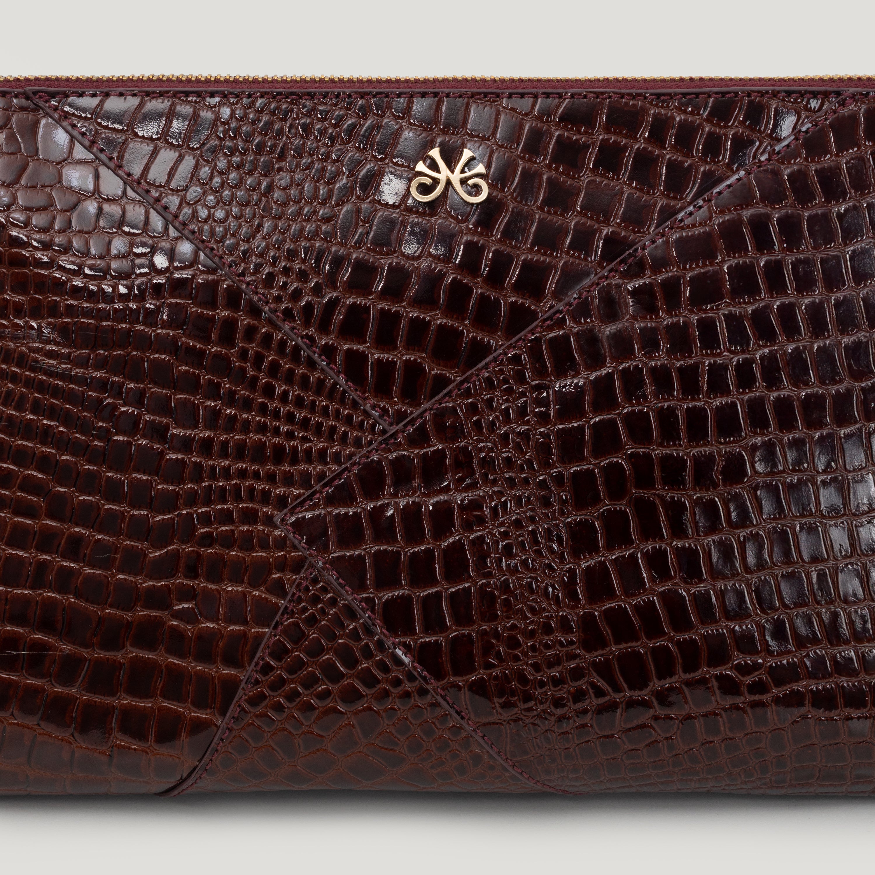 Nuniz Pouch in Crocodile