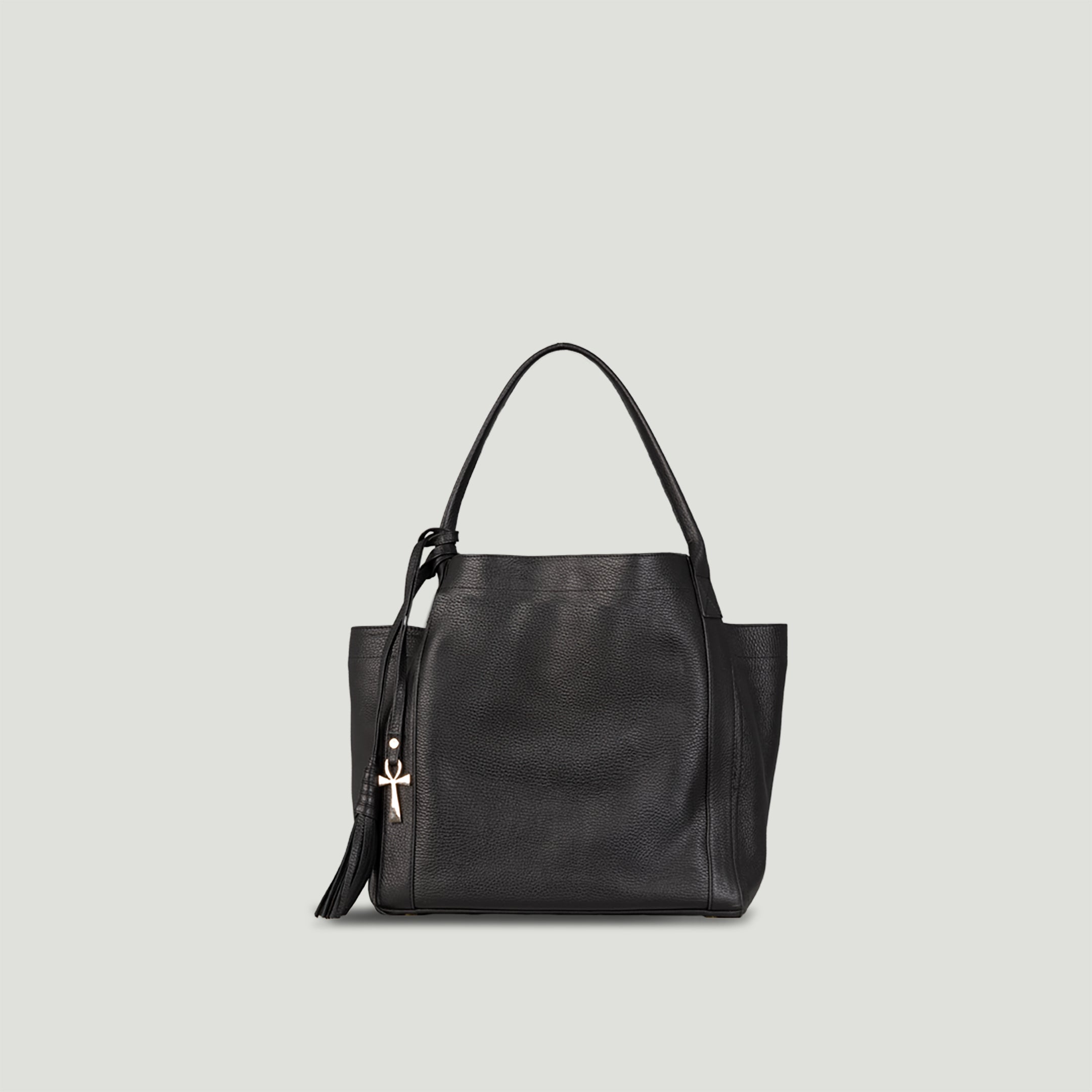 black leather shoulder bag cairo nuniz corniche design