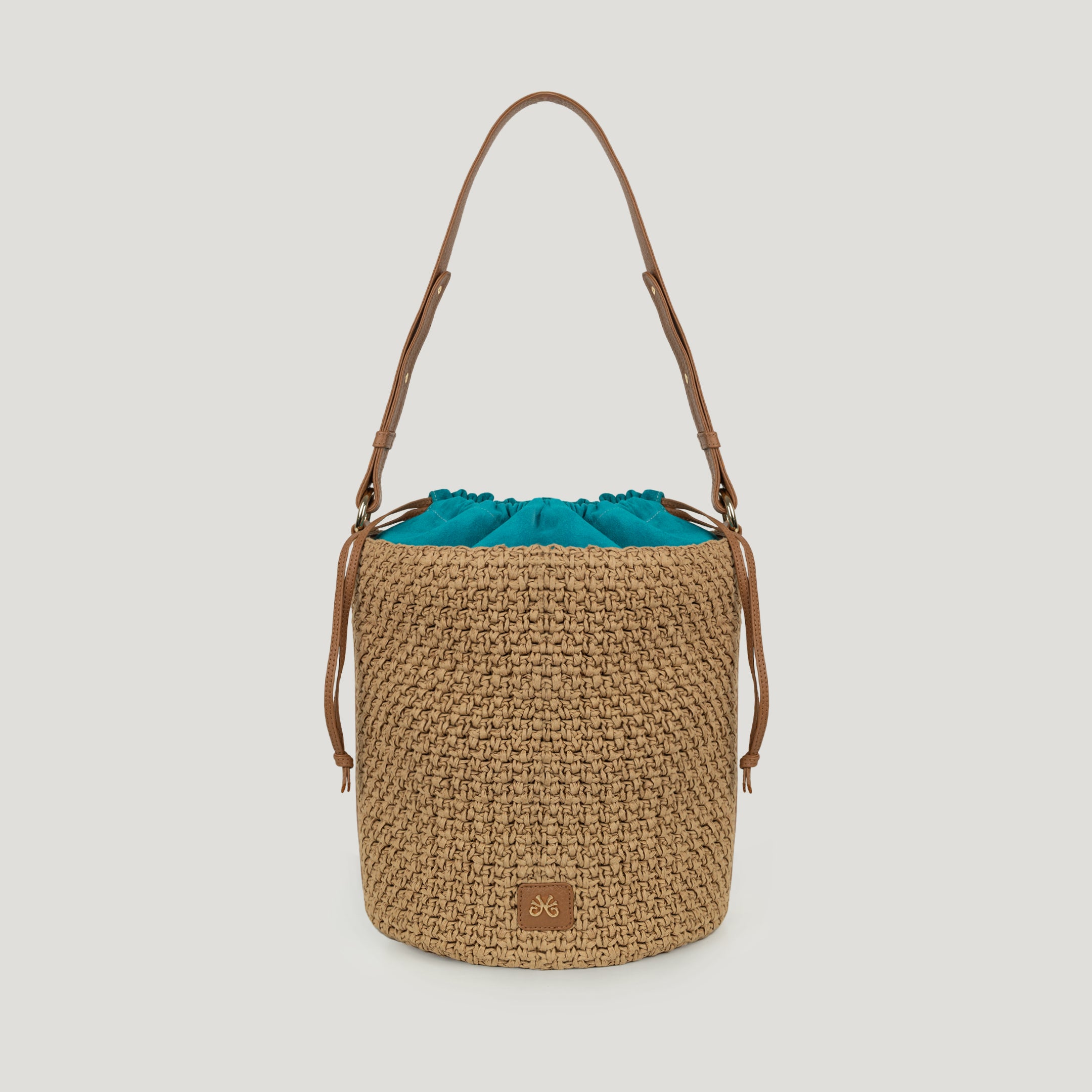 Samra in Raffia