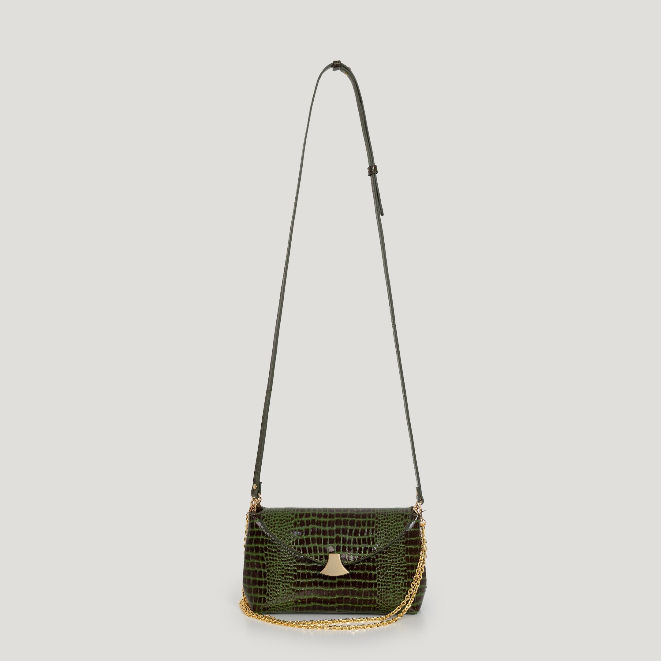 Zat in Crocodile