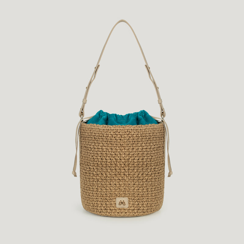 Samra in Raffia