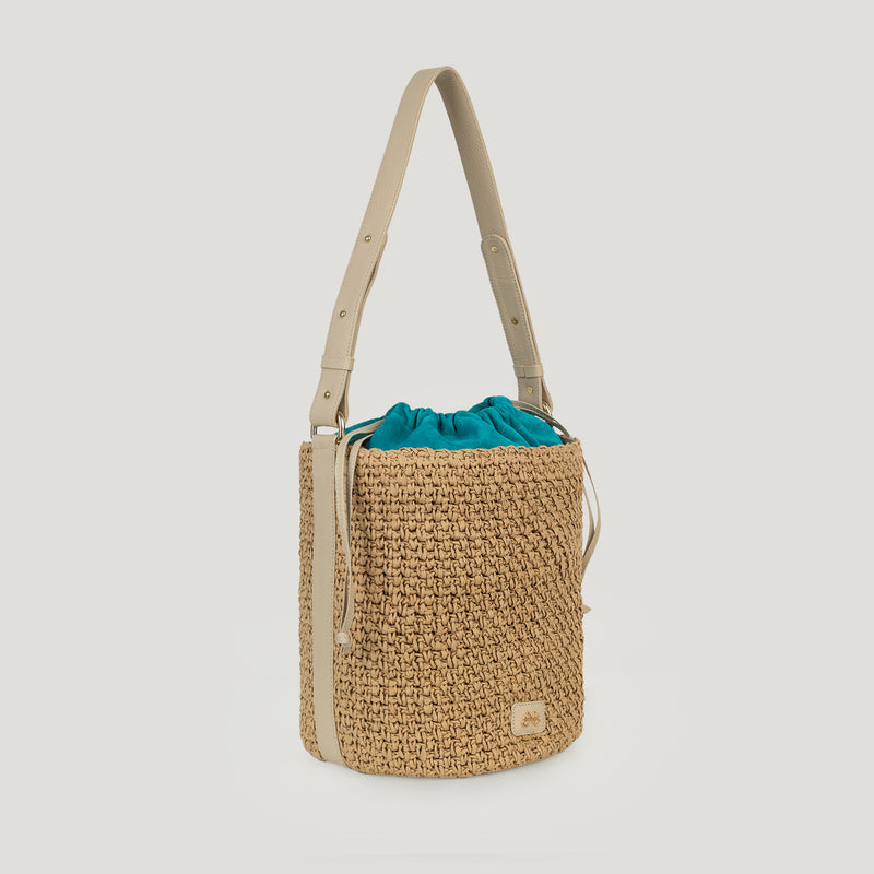 Samra in Raffia